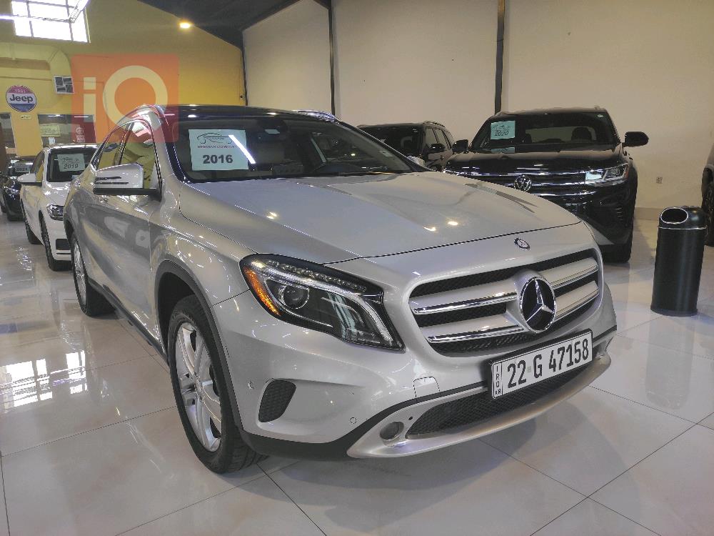 Mercedes-Benz GLA